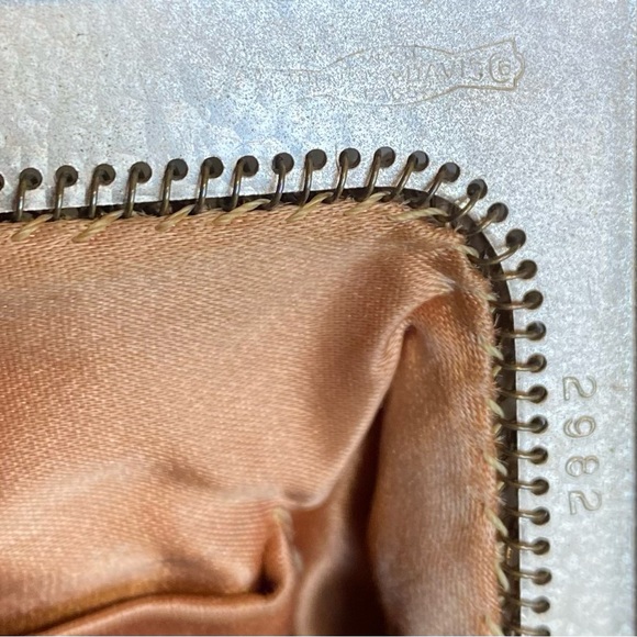 Whiting and Davis Metal Mesh Kiss Lock Bag in Ivory - Picture 10 of 14